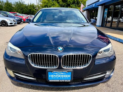 Used 2011 BMW 528i Sedan RWD image 4