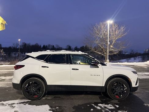 Used 2022 Chevrolet Blazer LT w/ Redline Edition image 3