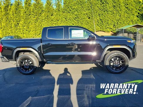 New 2026 GMC Canyon AT4 w/ AT4 Premium Package image 8