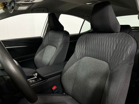 Certified 2025 Toyota Camry LE image 13