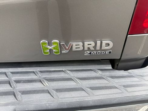 Used 2009 Chevrolet Silverado 1500 2WD Crew Cab Hybrid image 29