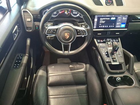 Used 2019 Porsche Cayenne image 11