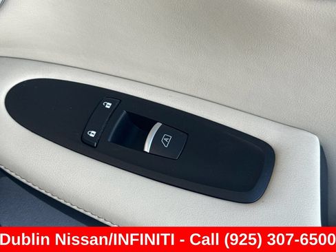 Used 2022 INFINITI QX50 Sensory w/ Cargo Package AWD/4WD image 23