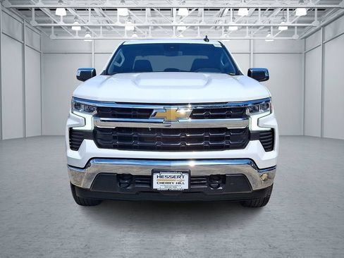 Certified 2023 Chevrolet Silverado 1500 LT AWD/4WD image 3