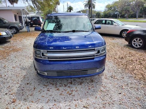 Used 2014 Ford Flex Limited w/ Equipment Group 303A AWD/4WD image 2