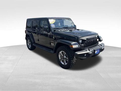 Used 2020 Jeep Wrangler Unlimited Sahara AWD/4WD image 9