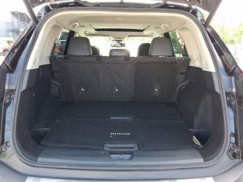 Certified 2022 Nissan Rogue SL w/ SL Premium Package image 29
