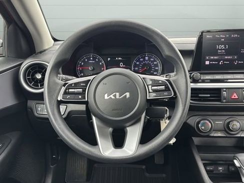 Used 2024 Kia Forte LXS w/ LXS Technology Package FWD image 13