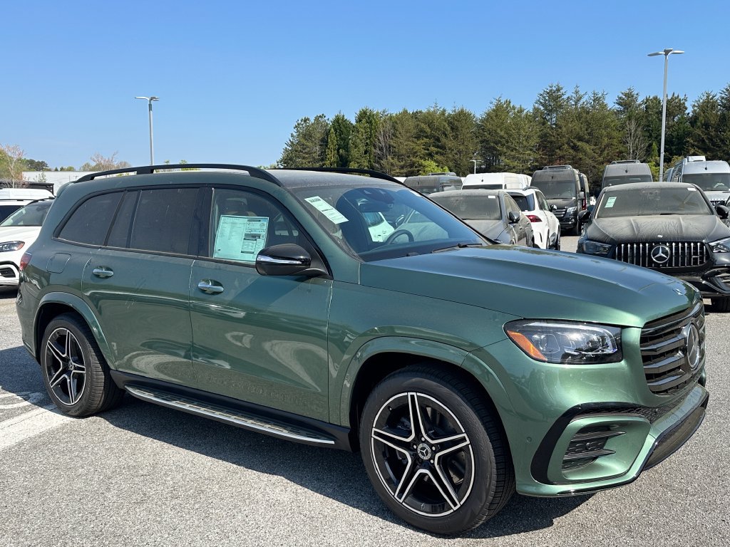 New 2026 Mercedes-Benz GLS 450 4MATIC image 2