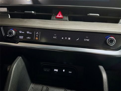 Used 2024 Kia Sportage X-Line w/ X-Line Premium Package image 22