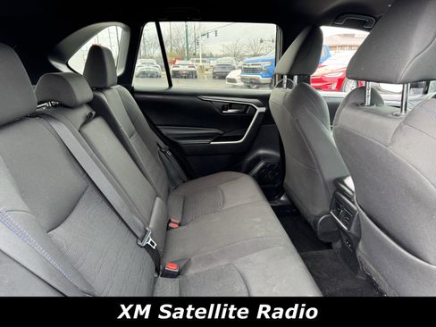 Used 2024 Toyota RAV4 SE image 6