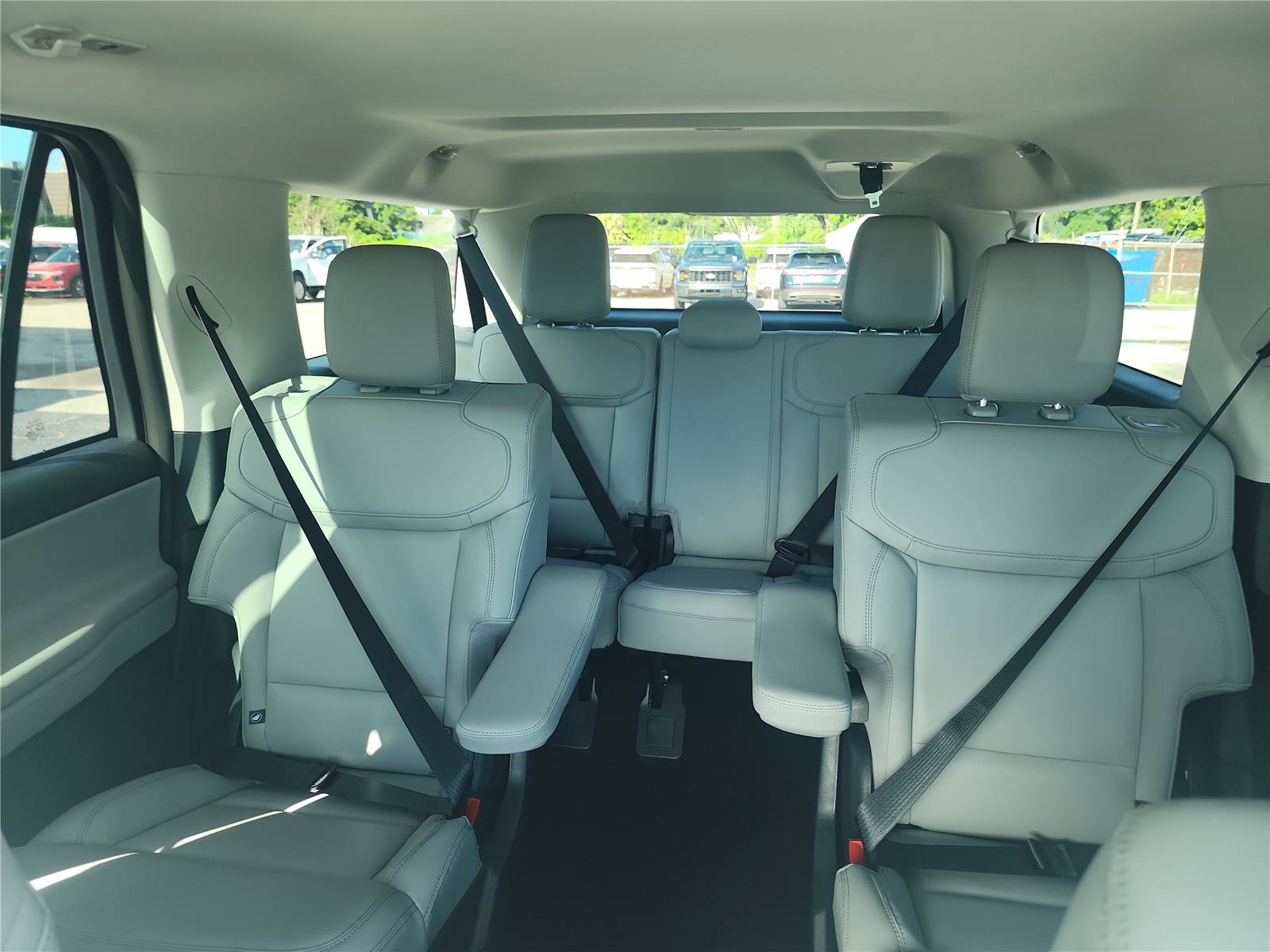 New 2027 Ford Expedition Max Active RWD image 15