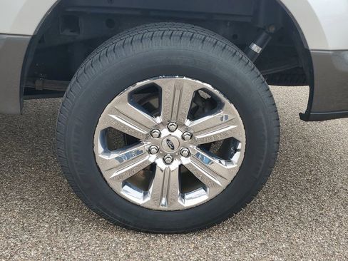 Used 2018 Ford F150 XLT w/ Equipment Group 302A Luxury image 5