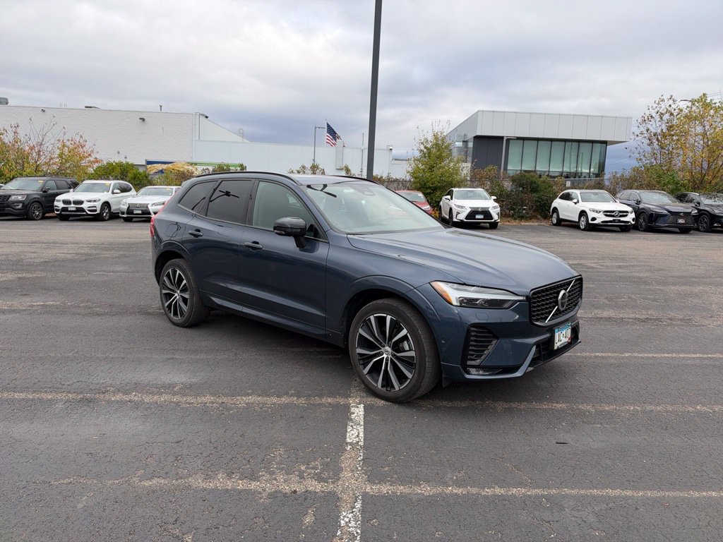 Used 2024 Volvo XC60 B5 Plus w/ Protection Package Premier AWD/4WD image 6