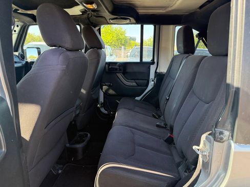 Used 2013 Jeep Wrangler Unlimited Sport AWD/4WD image 10