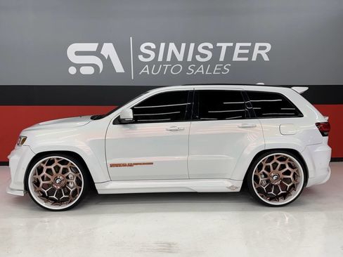 Used 2018 Jeep Grand Cherokee Trackhawk image 20