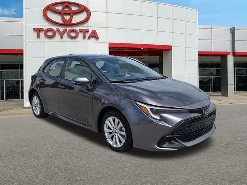 Used 2023 Toyota Corolla SE FWD image 1