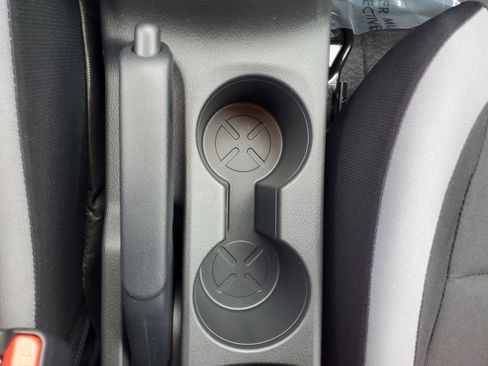 New 2025 Nissan Versa S w/ Trunk Package image 31