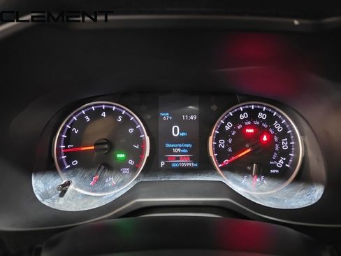 Used 2021 Toyota RAV4 XLE Premium FWD image 19