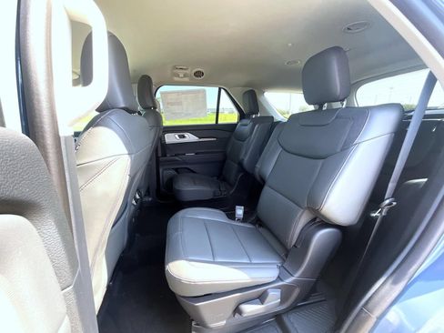 New 2026 Ford Explorer Active w/ Active Comfort Package AWD/4WD image 14