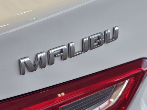 Used 2023 Chevrolet Malibu LT FWD image 8