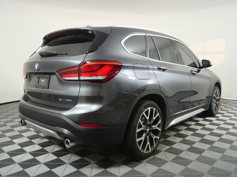 Certified 2022 BMW X1 xDrive28i w/ Premium Package image 3