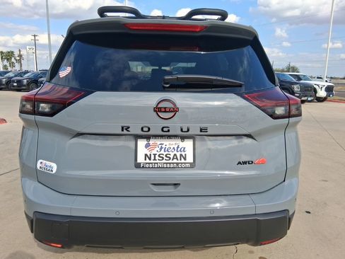 New 2026 Nissan Rogue SV AWD/4WD image 6