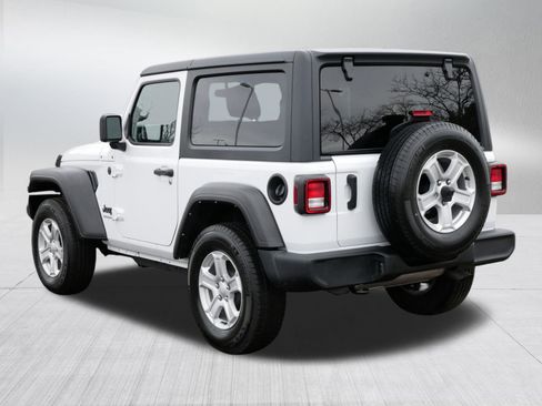 Used 2022 Jeep Wrangler Sport S image 5