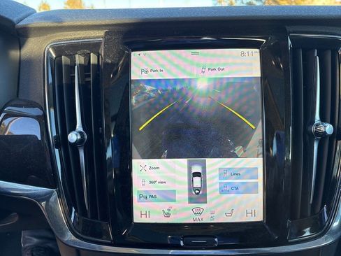 Used 2018 Volvo S90 T5 Momentum w/ Convenience Package image 15