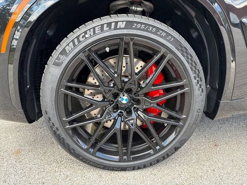New 2026 BMW X5 M Competition w/ Executive Package AWD/4WD image 9