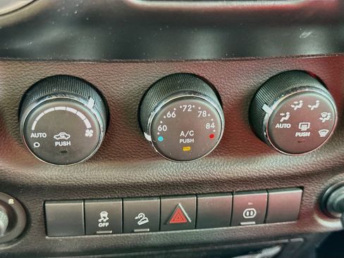 Used 2011 Jeep Wrangler Sahara w/ Trailer Tow Group AWD/4WD image 15