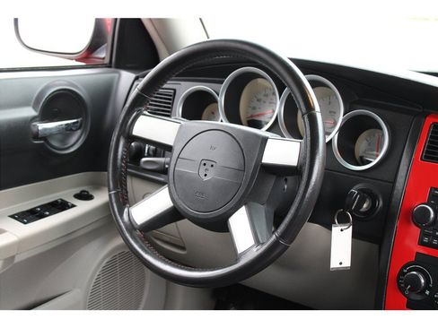 Used 2006 Dodge Charger R/T RWD image 16
