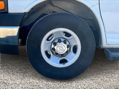 Used 2020 Chevrolet Express 3500 LT w/ LT Preferred Equipment Group image 8