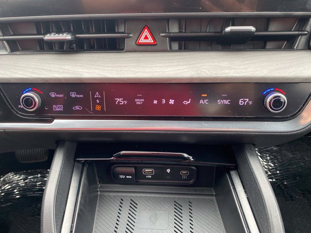 Used 2023 Kia Sportage X-Line AWD/4WD image 11