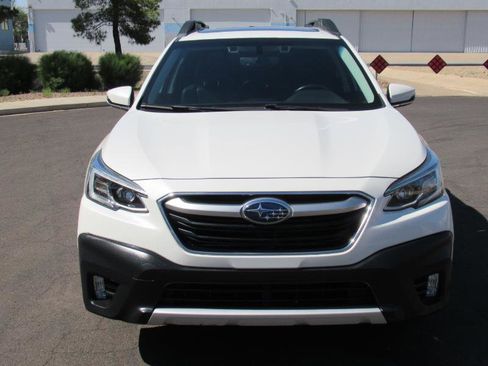 Used 2021 Subaru Outback Limited XT AWD/4WD image 3