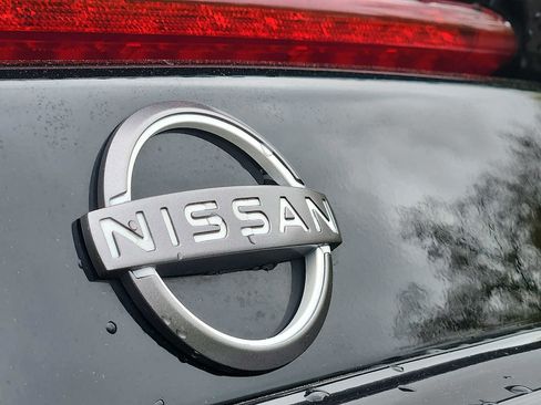 Used 2023 Nissan Maxima SR w/ Sport Mat Group FWD image 30