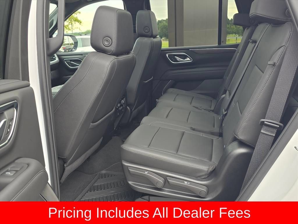 Used 2024 Chevrolet Tahoe LT w/ Luxury Package AWD/4WD image 10