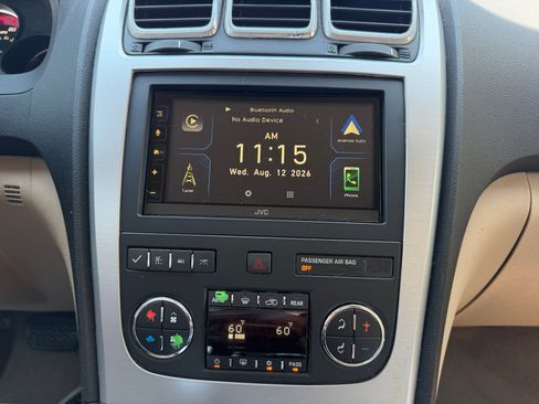 Used 2012 GMC Acadia SLT w/ LPO, 'HIT The Road' Package FWD image 12