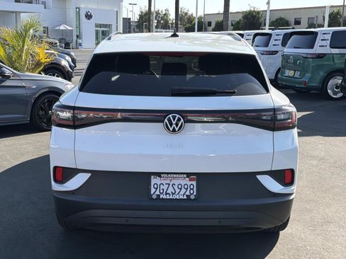 Certified 2023 Volkswagen ID.4 Pro RWD image 4