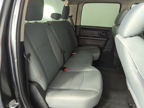 Used 2017 RAM 1500 Express w/ Express Value Package image 28