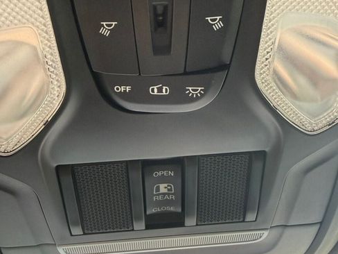 Used 2019 RAM 1500 Big Horn AWD/4WD image 27
