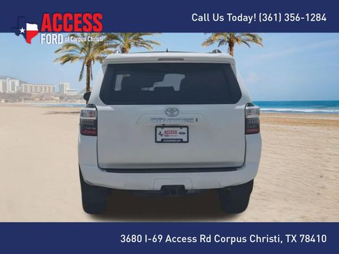 Used 2022 Toyota 4Runner SR5 Premium w/ Moonroof Package AWD/4WD image 7
