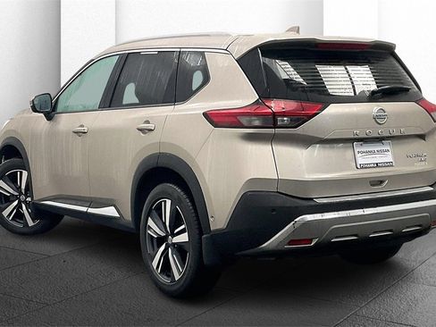 Certified 2021 Nissan Rogue Platinum image 9