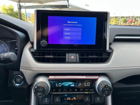 Used 2025 Toyota RAV4 XLE image 21