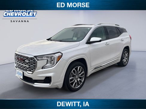 Used 2022 GMC Terrain Denali w/ LPO, Floor Liner Package image 1