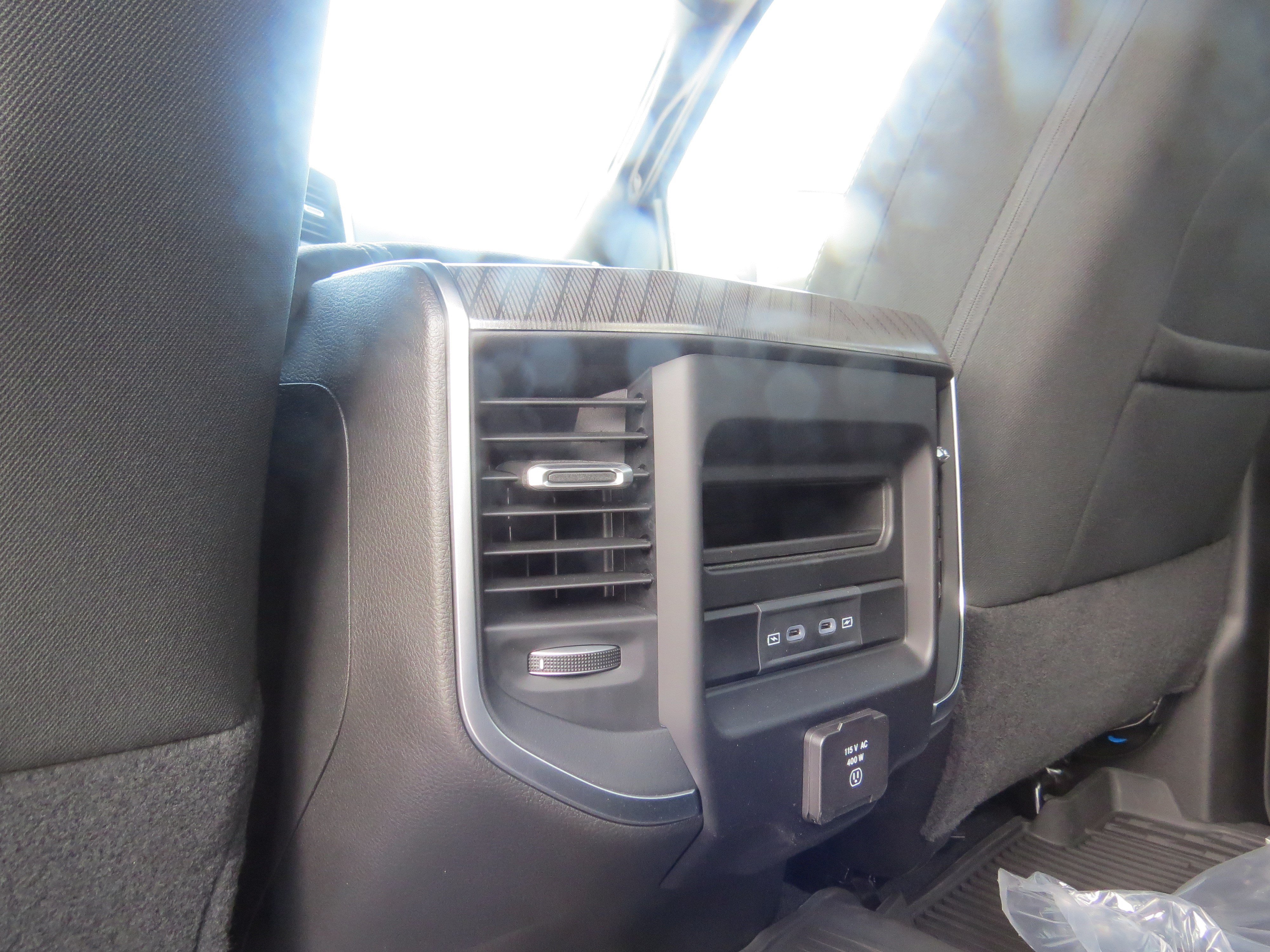 New 2026 RAM 3500 Big Horn AWD/4WD image 18