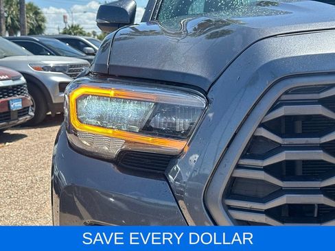 Used 2021 Toyota Tacoma TRD Sport w/ Technology Package RWD image 3