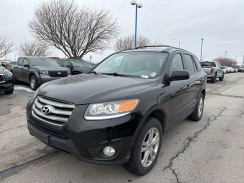 Used 2012 Hyundai Santa Fe SE image 9