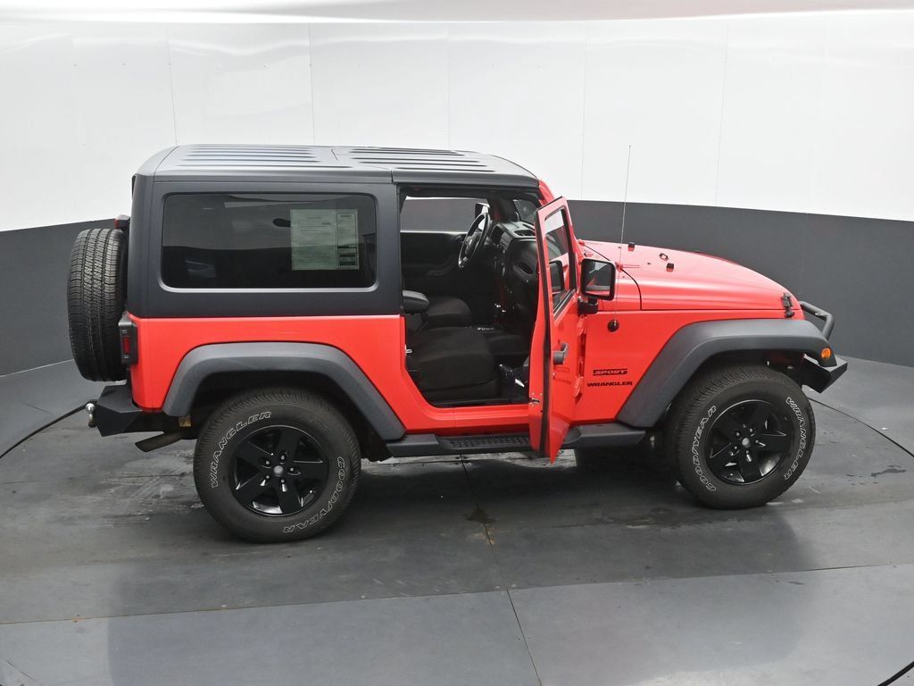 Used 2013 Jeep Wrangler Sport AWD/4WD image 37