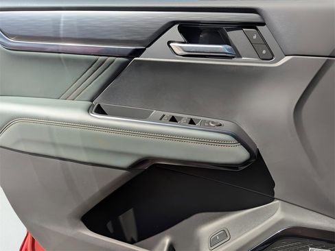 New 2026 GMC Acadia AT4 w/ Super Cruise Package image 13